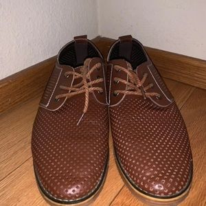 Steve Madden Brown dress shoes size 10.5